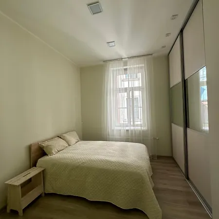 Latgales Iela 81 Апартаменты *